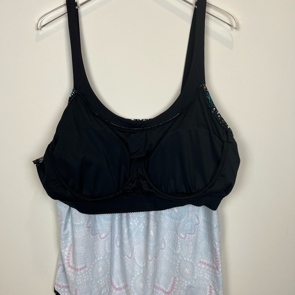 NWT Coco Reef Plus Size Ultra Fit
Bra Sized Underwire Tankini Sz 24W/46C - Picture 8 of 11